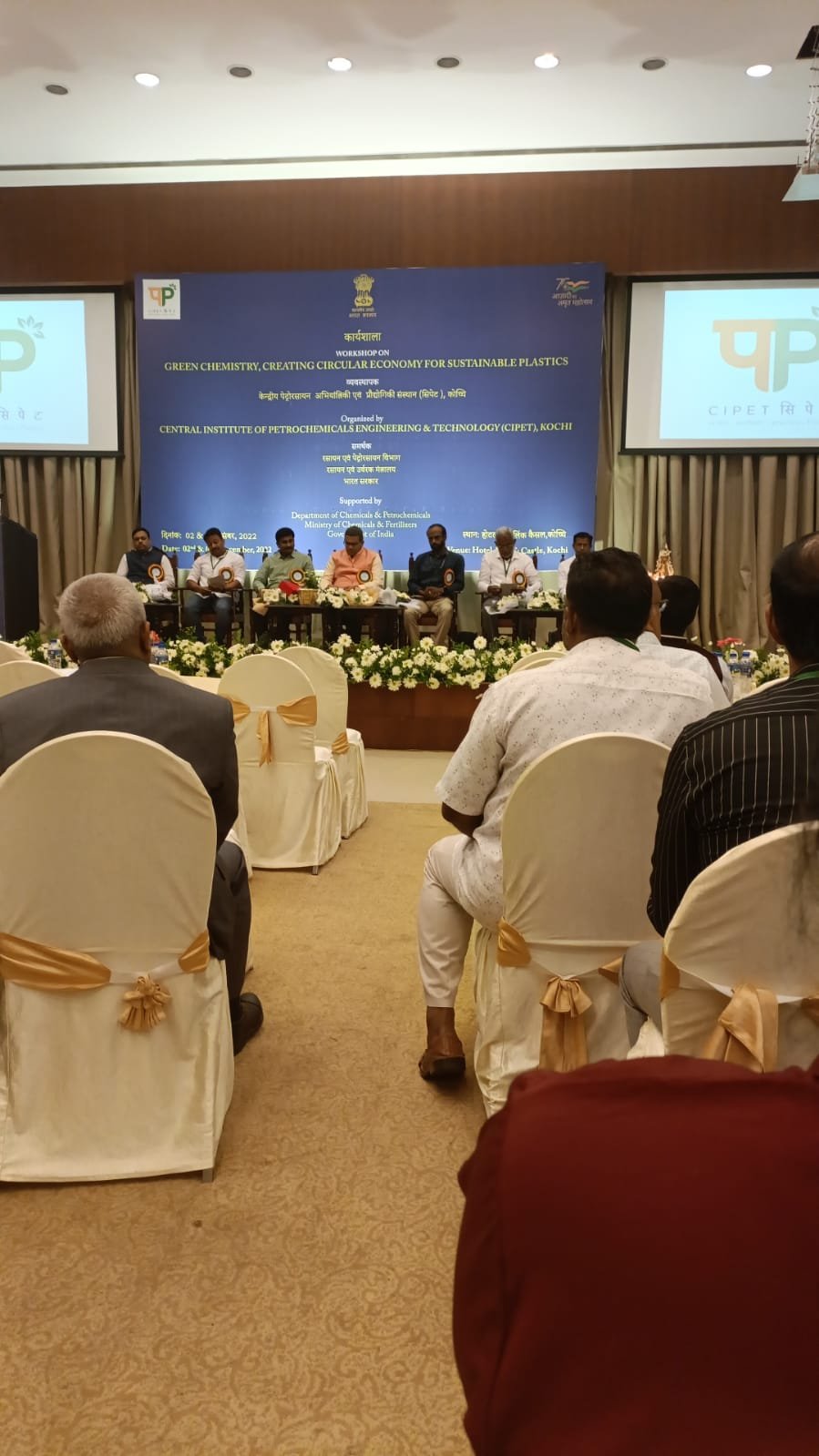 Francis Kunhipalu Vareed presenting at CIPET Seminar